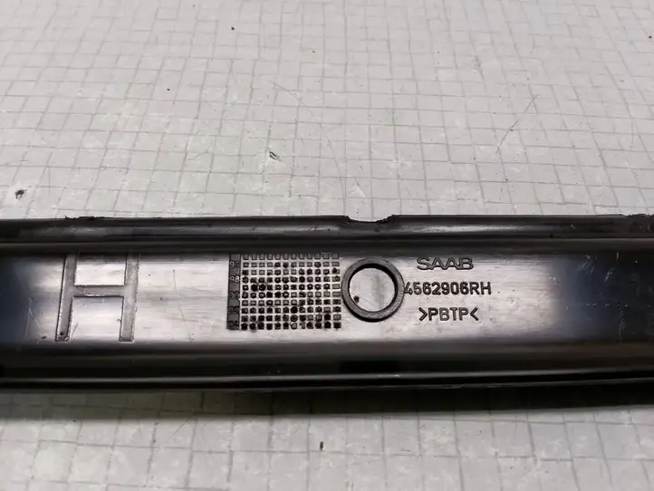 Saab 9-5 (2006 - 2010) 4562906RH Внутренняя отделка переднего порога — фото 2