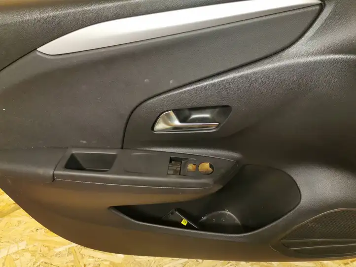 Opel Corsa F (2019 - ) 98451706VC Обшивка передней двери — фото 5