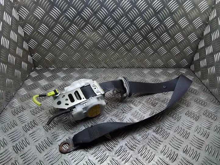 Lexus IS 220 (2005 - 2010)  7M7750P Передний ремень безопасности