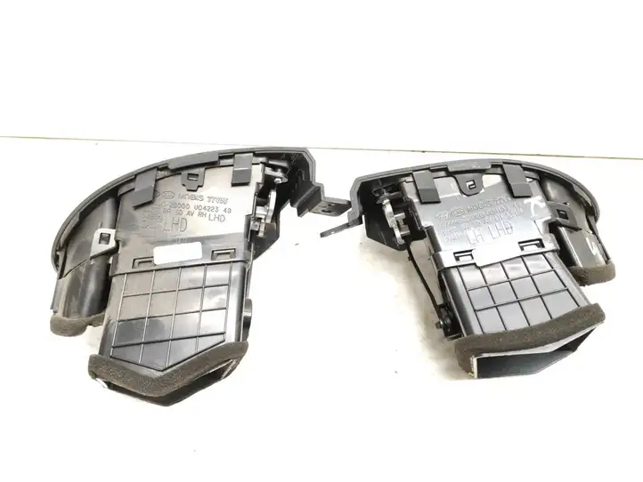 Hyundai Santa Fe (2005 - 2009) 974802B000 Боковой воздушный дефлектор — фото 4