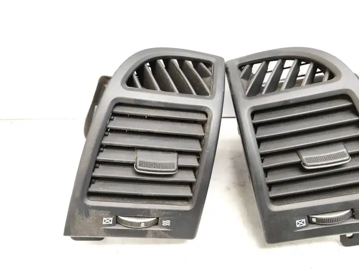 Hyundai Santa Fe (2005 - 2009) 974802B000 Боковой воздушный дефлектор — фото 5