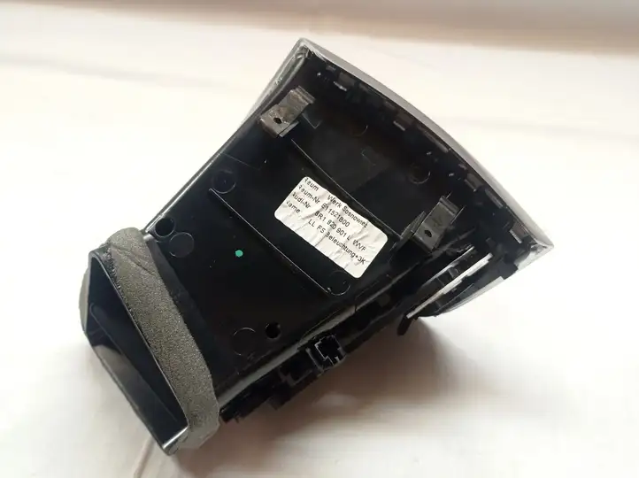 Audi Q5 SQ5 (2008 - 2012) 8R1820901L Боковой воздушный дефлектор — фото 4