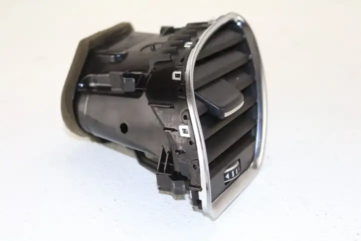Audi A4 S4 B8 8K (2011 - 2015) 8T2820901F Боковой воздушный дефлектор — фото 3