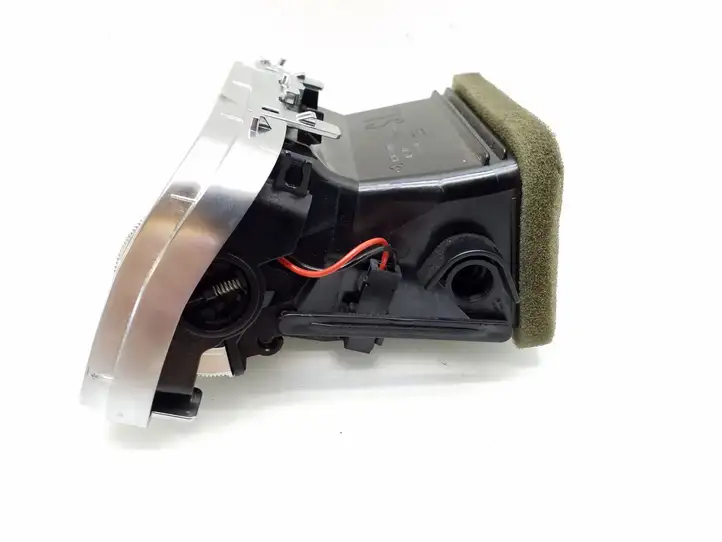 Mercedes-Benz CLS C218,X218 (2011 - 2017)  A2188300954 Боковая воздушный дефлектор