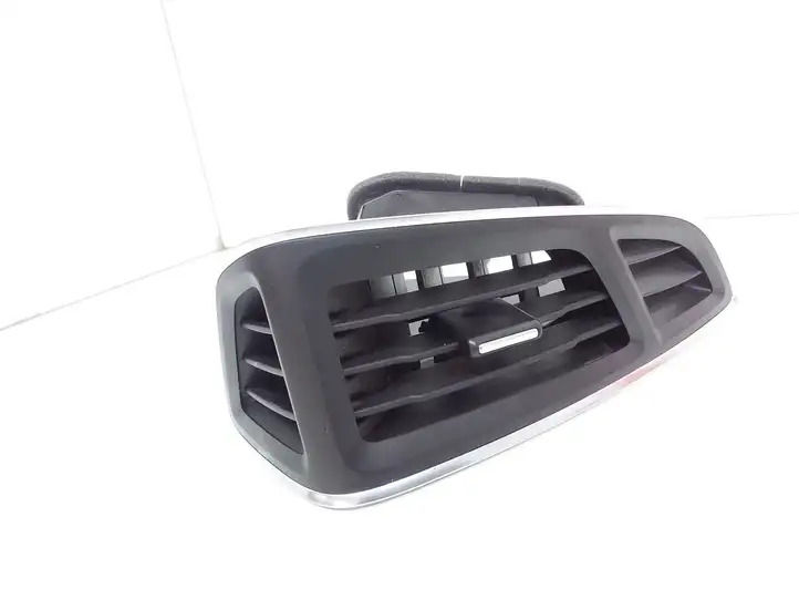 Ford Focus (2011 - 2015) BM51018B08 Боковой воздушный дефлектор — фото 1
