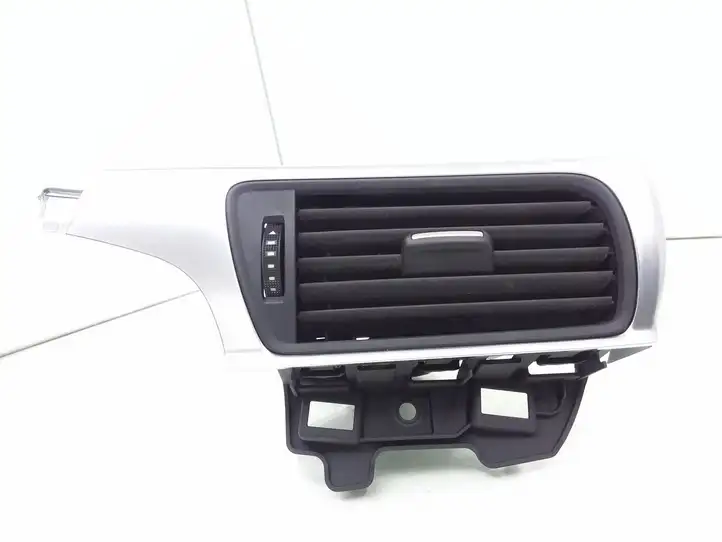 Audi A6 C7 (2011 - 2014) 4G1820901 Боковой воздушный дефлектор — фото 3