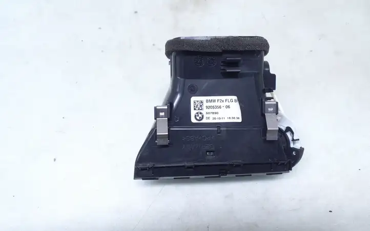 BMW 1 F20 F21 (2011 - 2019) 9205356 Боковой воздушный дефлектор — фото 4