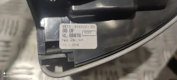 Jaguar XF X250 (2007 - 2015) 8X23014A23BH Боковой воздушный дефлектор — фото 2