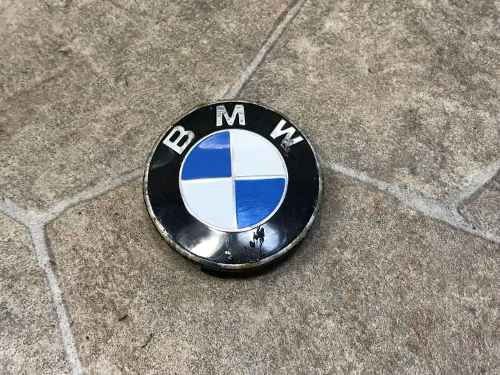 6850834 BMW 5 F10 F11 Gamintojo ženkliukas