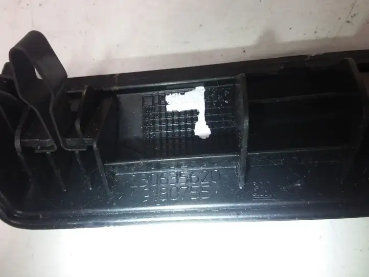 Opel Vectra (2002 - 2005)  9180755 Декоративная планка