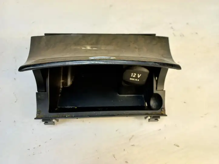 Mercedes-Benz E W211 (2002 - 2009) A2116802852 Передняя пепельница — фото 1
