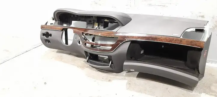 Mercedes-Benz S W221 (2005 - 2013)   Панель