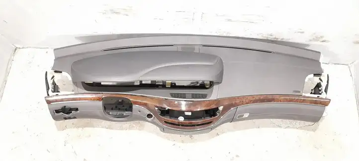 Mercedes-Benz S W221 (2005 - 2013)   Панель