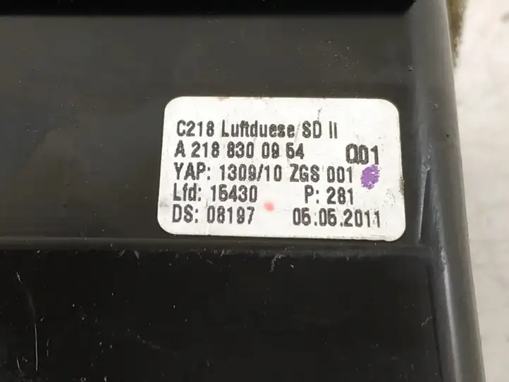 Mercedes-Benz CLS C218,X218 (2011 - 2017) DALISID979 Боковой воздушный дефлектор — фото 6