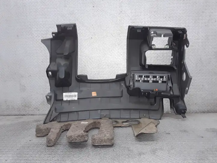 Renault Scenic II - Grand scenic II (2006 - 2009) 8200140740 Нижняя отделка панели приборов — фото 3