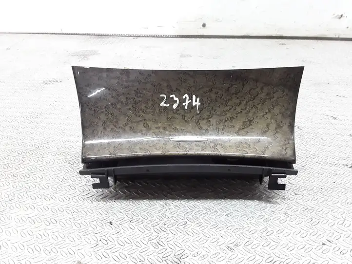 Mercedes-Benz E W211 (2002 - 2009) Передняя пепельница — фото 2