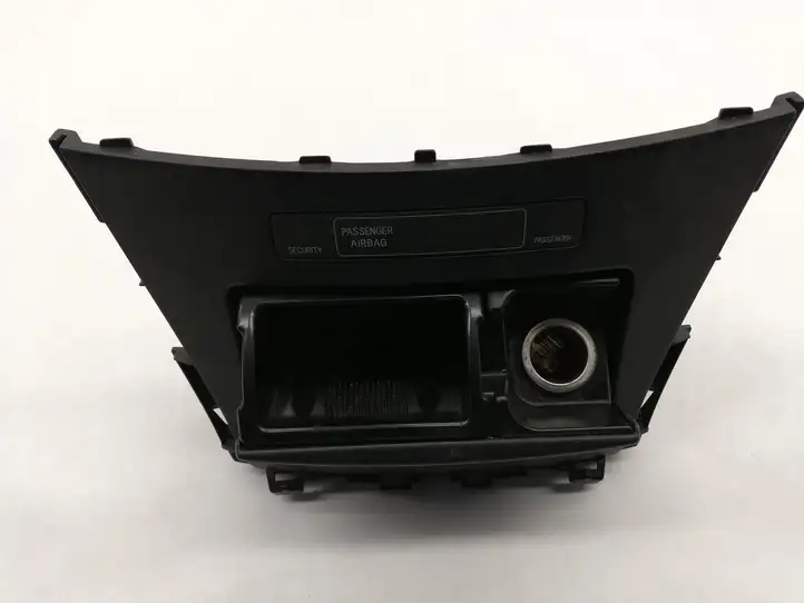 Toyota Avensis T270 (2009 - 2012) 5880405110 Передняя пепельница — фото 2