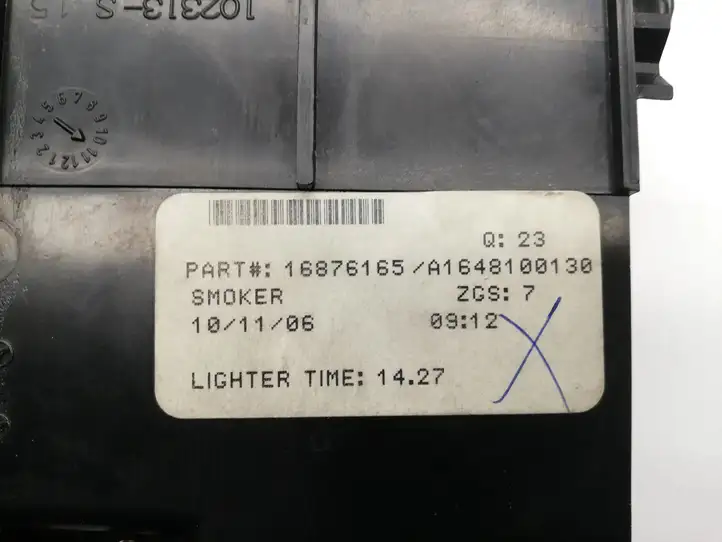 Mercedes-Benz GL X164 (2006 - 2012) A1648100030 Передняя пепельница — фото 5