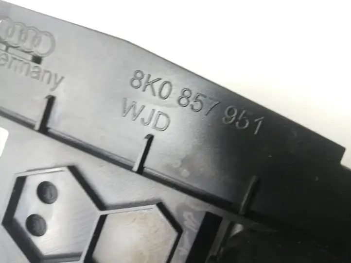 Audi A5 8T 8F (2007 - 2011) 8K0857951 Передняя пепельница — фото 3