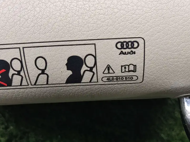 Audi Q7 4L (2005 - 2009) 4L0010510 Подголовник заднего сиденья — фото 1