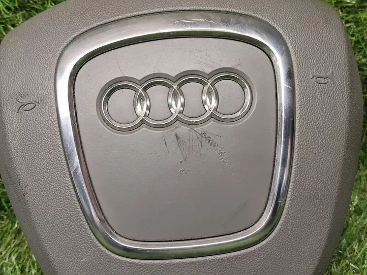 Audi A4 S4 B8 8K (2007 - 2011) 8K0880201A Подушка безопасности руля — фото 2