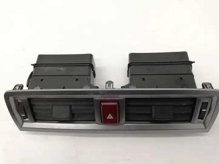 Subaru Outback (BS) (2014 - 2019) 66110AL00A Воздушная решетка панели — фото 2
