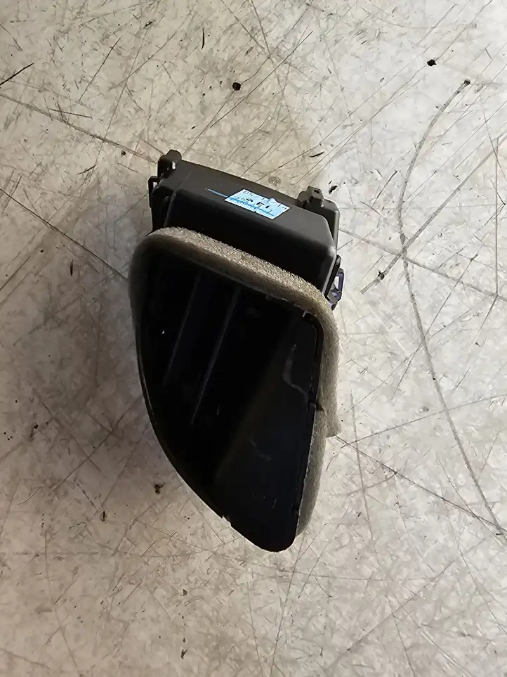 Chevrolet Corvette C7 (2014 - 2019) 20989584 Боковой воздушный дефлектор — фото 1