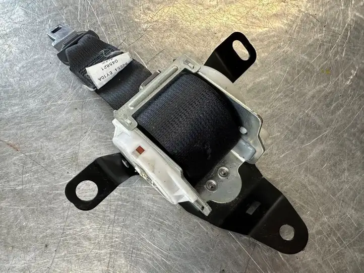 Nissan Qashqai (2010 - 2013) 88854EY10A Задний ремень безопасности — фото 1