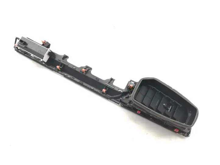 Toyota Corolla E210 E21 (2018 - ) 5566002510 Воздушная решетка панели — фото 4