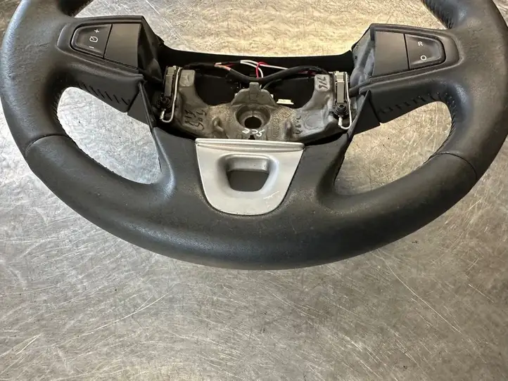 Renault Scenic III - Grand scenic III (2009 - 2016) 609581499 Руль — фото 6
