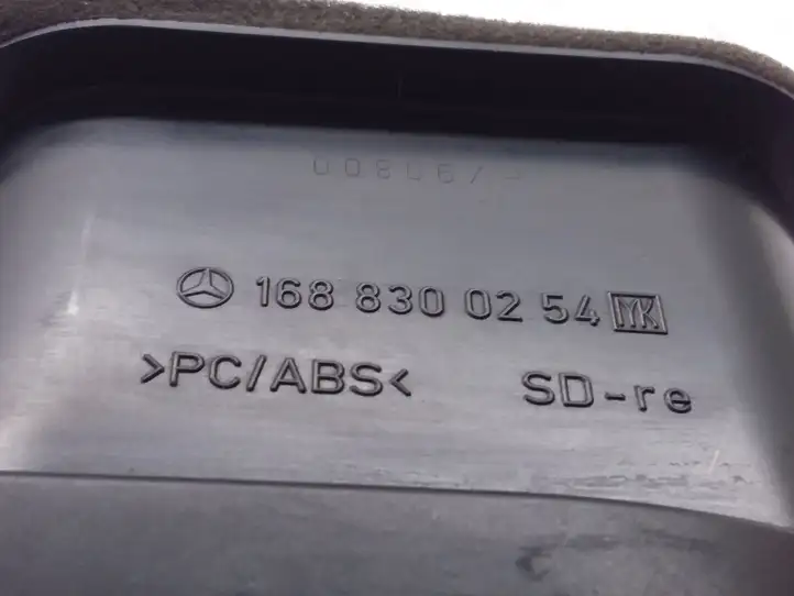 Mercedes-Benz A W168 (1997 - 2004) 1688300254 Воздушная решетка панели — фото 4