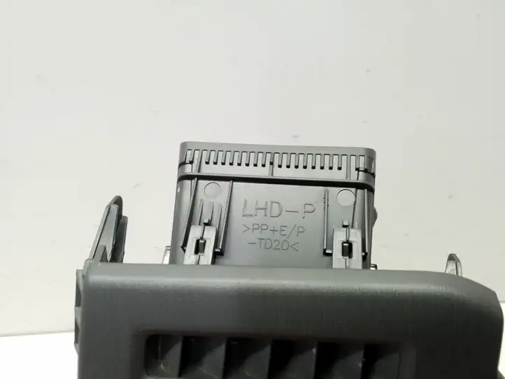Toyota Prius+ (ZVW40) (2011 - 2018) 5562047052 Боковой воздушный дефлектор — фото 6