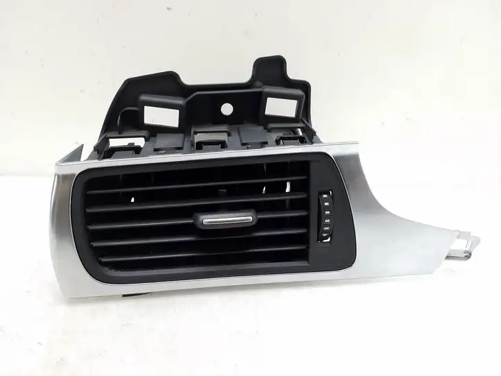 Audi A6 C7 (2011 - 2014) 4G1820901 Боковой воздушный дефлектор — фото 1
