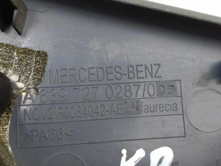 Mercedes-Benz Vito Viano W639 (2003 - 2010) A6397270287 Накладка бокового динамика — фото 4