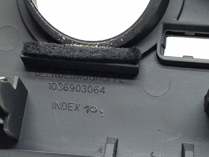 Seat Exeo (3R) (2008 - 2013) 8H09192196PS Отделка панели приборов — фото 5