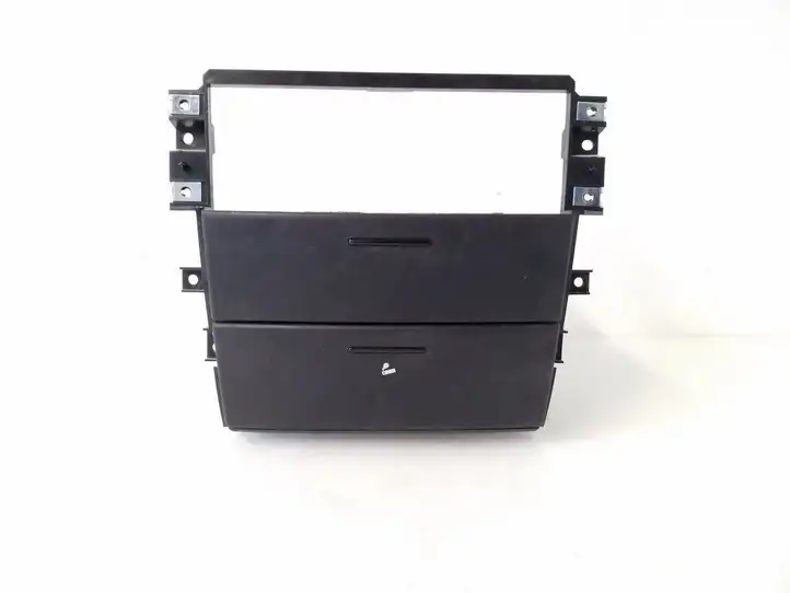 Kia Sorento (2002 - 2006)  845703E000 Передняя пепельница