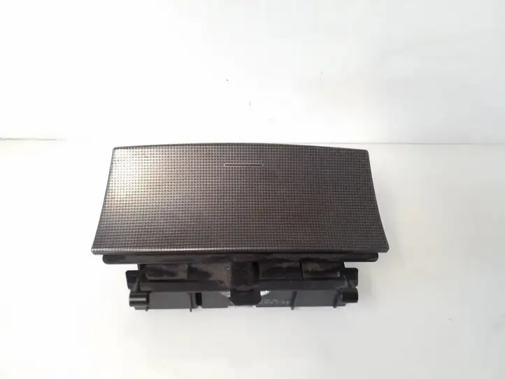 Mercedes-Benz C W203 (2000 - 2007)  A2036800852 Передняя пепельница