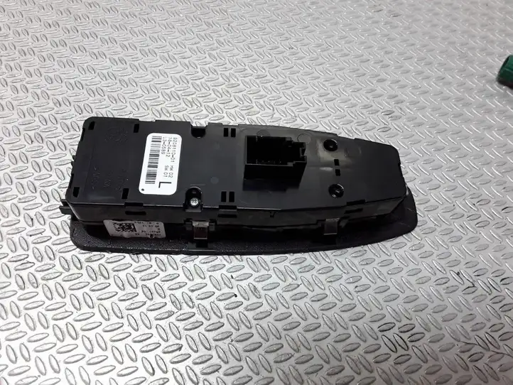 BMW 3 F30 F35 F31 (2012 - 2018) 920811001 Блок кнопок стеклоподъемников — фото 2