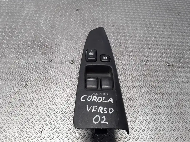 Toyota Corolla Verso E121 (2001 - 2004) Блок кнопок стеклоподъемников — фото 1