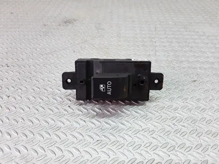 Opel Antara (2006 - 2011) 202007457 Блок кнопок стеклоподъемников — фото 1