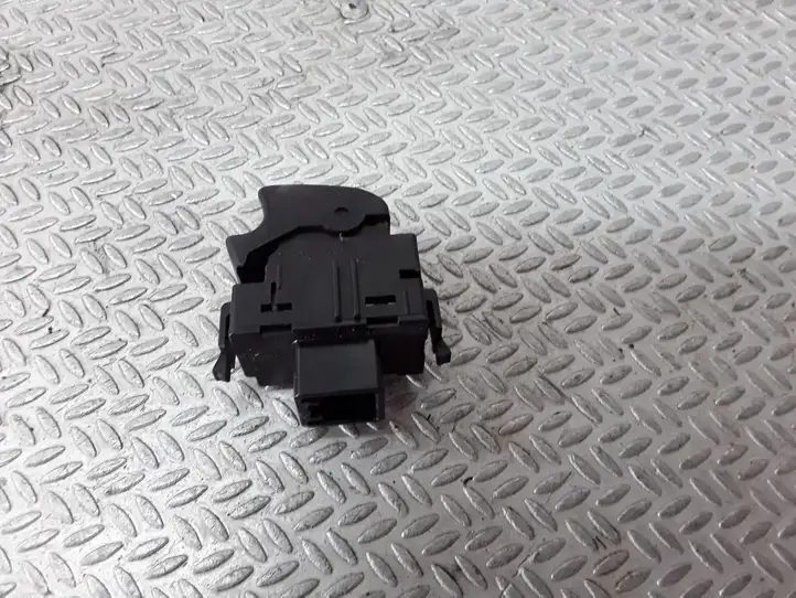 Toyota Corolla Verso AR10 (2004 - 2009) 848100F010 Блок кнопок стеклоподъемников — фото 1