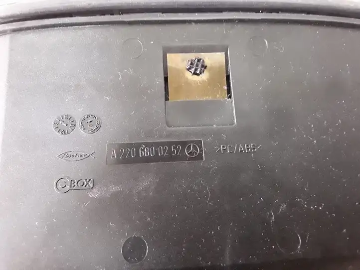 Mercedes-Benz S W220 (1998 - 2006) A2206800252 Пепельница — фото 2