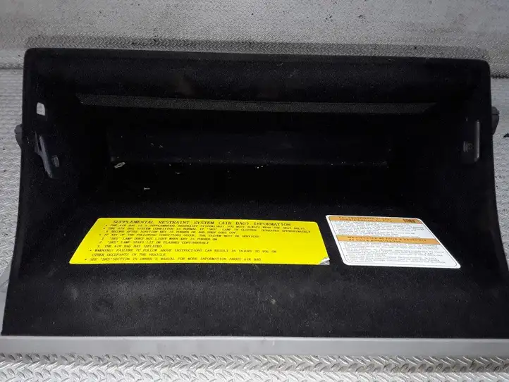 Hyundai Santa Fe (2005 - 2009) 845112B000 Крышка бардачка — фото 3