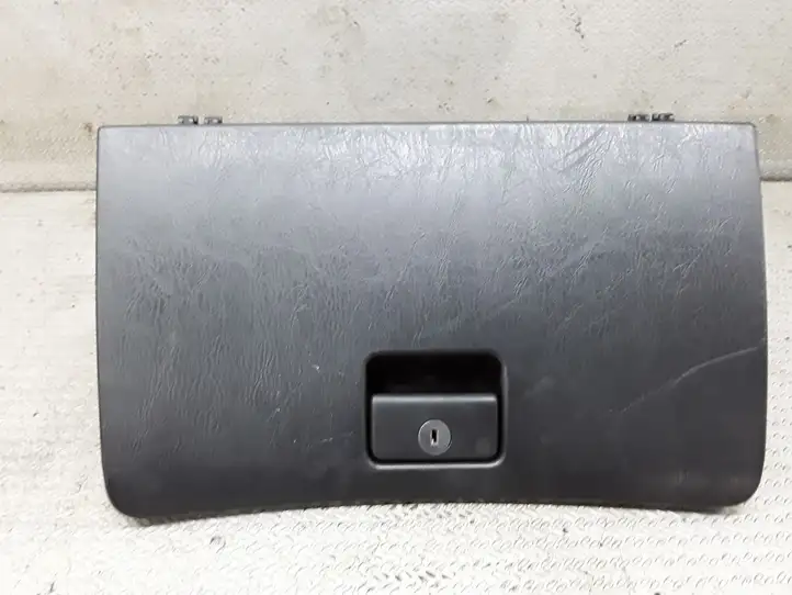 Toyota Corolla E120 E130 (2000 - 2004) Бардачок в сборе — фото 1