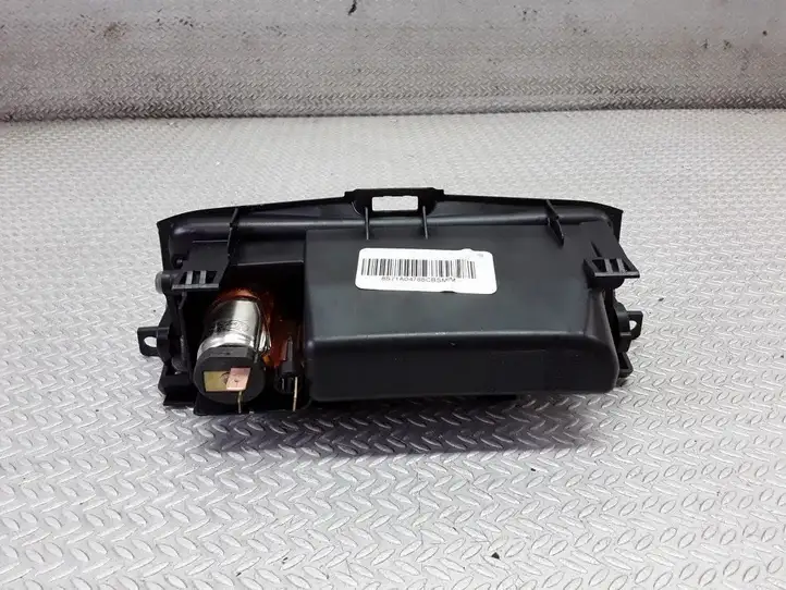 Ford Mondeo MK IV (2007 - 2014) 8M21U04788AB37QC Пепельница — фото 3
