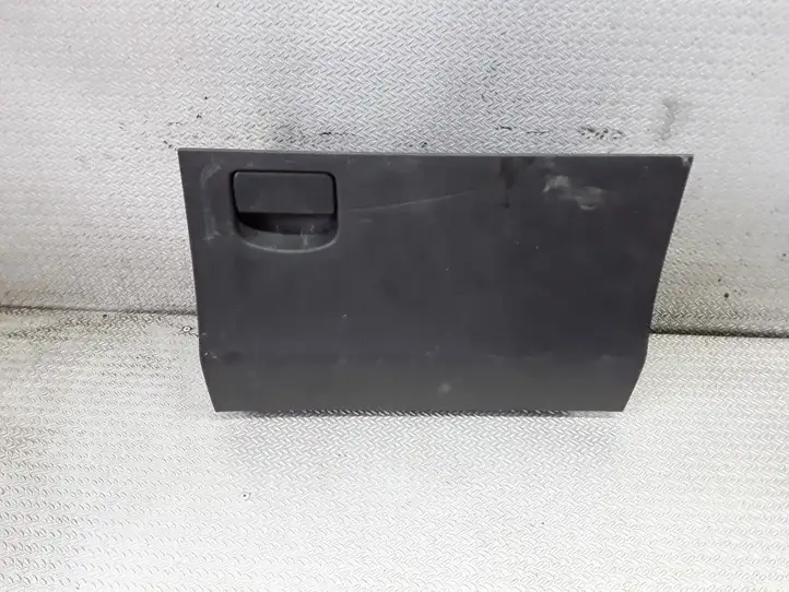 Toyota Yaris (2009 - 2012) 555500D060 Бардачок в сборе — фото 1