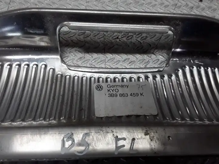 Volkswagen PASSAT B5.5 (2001 - 2005) 3B9863459K Отделка порога багажника — фото 2
