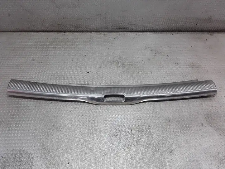 Volkswagen PASSAT B5.5 (2001 - 2005) 3B9863459K Отделка порога багажника — фото 1