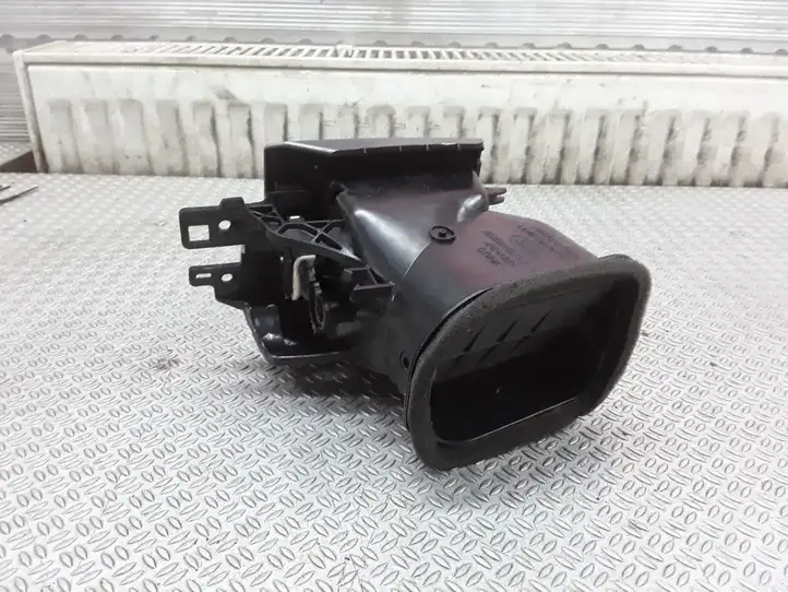 Land Rover Range Rover Sport L320 (2005 - 2009) JBD500160XXX Боковой воздушный дефлектор — фото 2