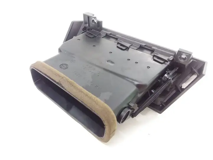 BMW 5 E60 E61 (2004 - 2010) 6910731 Боковой воздушный дефлектор — фото 3